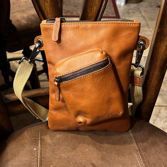 Paul Marius Men Messenger Bag with Rustic Leather Finish - Picture 1 of 5